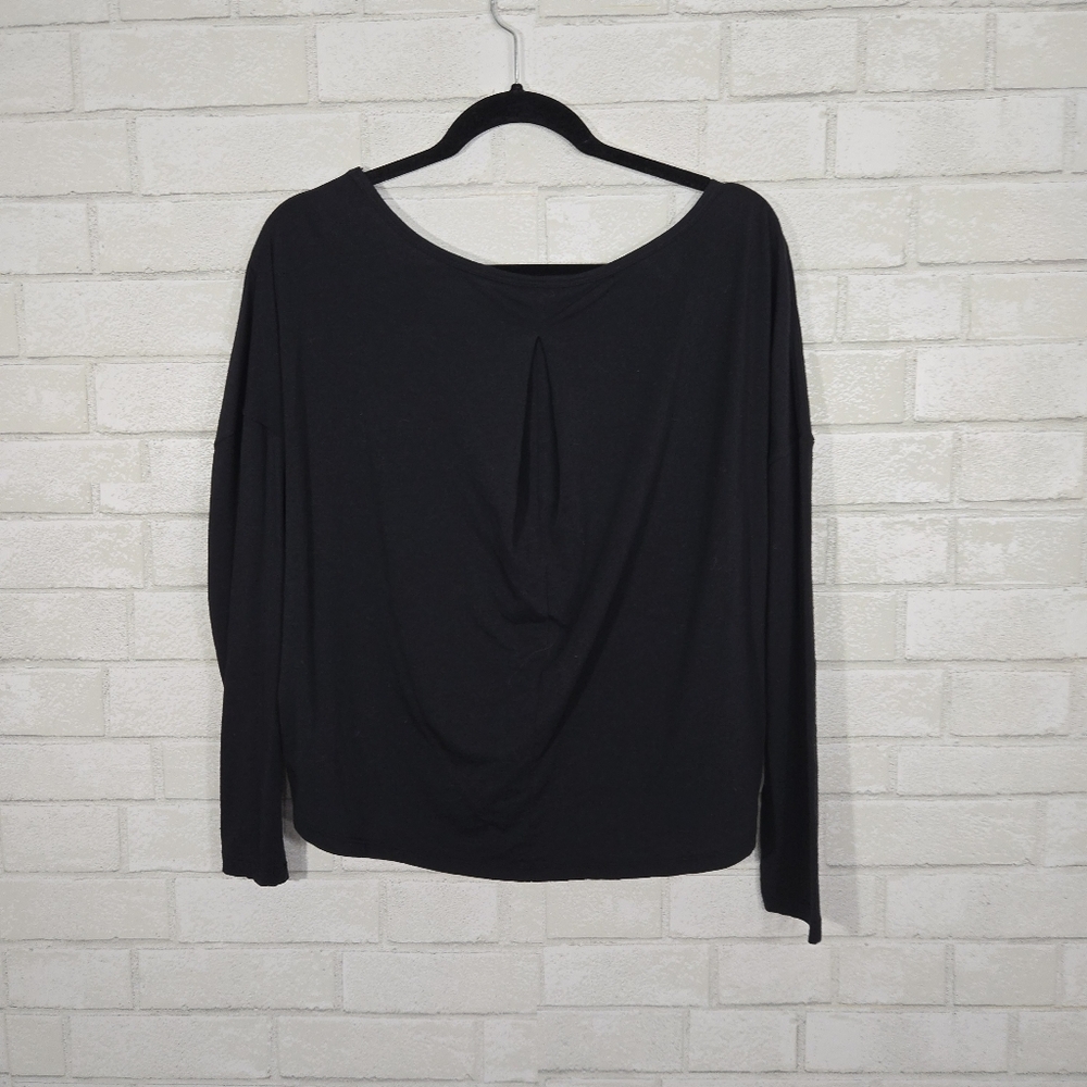Fabletics long sleeve tee - Picture 11 of 13